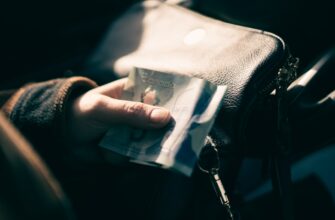 how to buy bitcoin with debit card on trust wallet