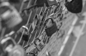 protect crypto wallet offline step by step