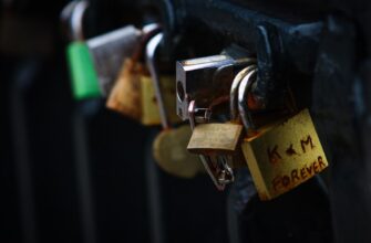 store private key air gapped best practices