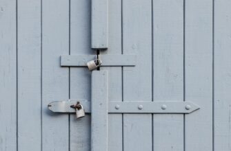 store private key with password 2025 guide
